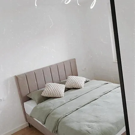 Apartment Apartman Cosic *